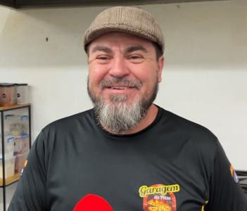 Marcondes, cozinheiro e pizzaiolo • André Viana/Itatiaia