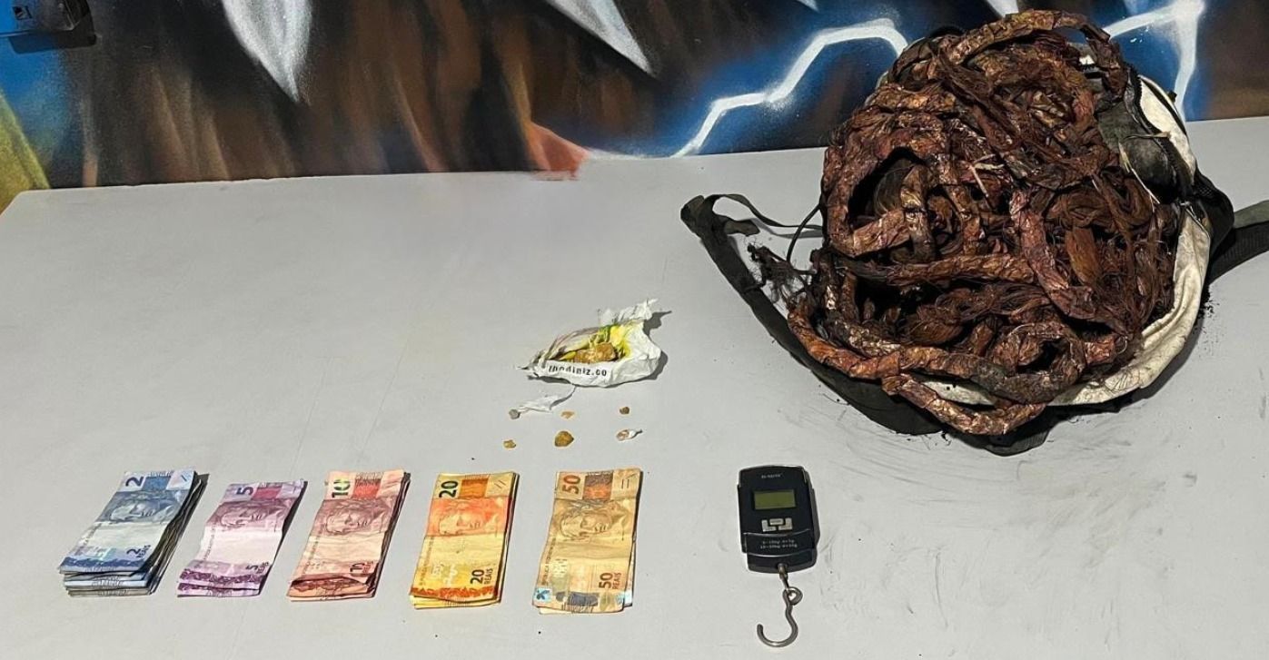 Quatro adultos presos e três adolescentes apreendidos por tráfico na Maanaim, em Ipatinga