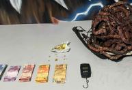 Quatro adultos presos e três adolescentes apreendidos por tráfico na Maanaim, em Ipatinga
