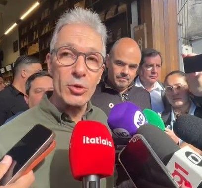 De volta a BH, Zema diz que quem critica sua pré-campanha ‘não gosta de trabalhar’