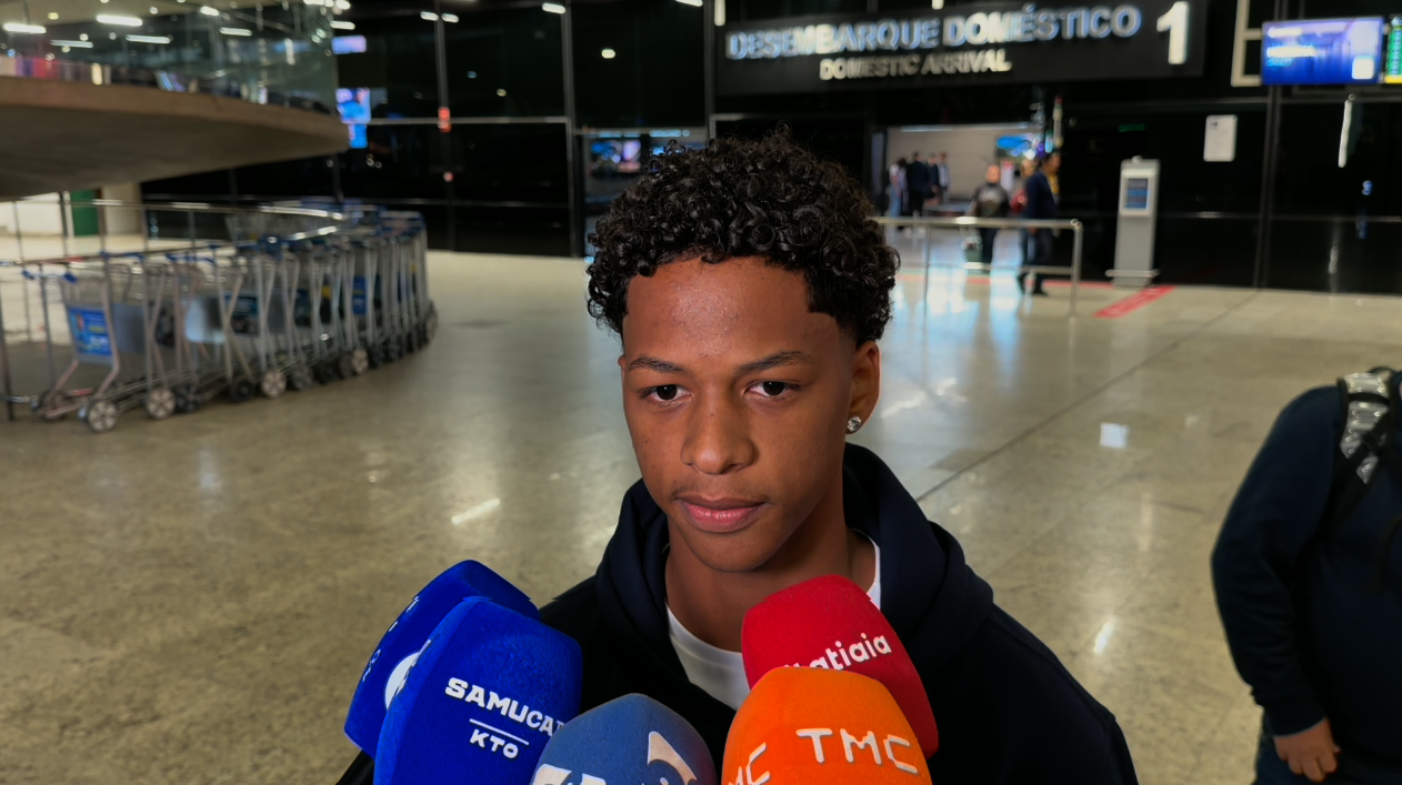 Novo reforço do Cruzeiro, Zé Lucas se coloca à disposição para jogar: ‘Estou pronto’