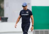 No comando do Fluminense, Zubeldía vive pior momento e balança no cargo