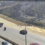 Vídeo: caminhão usa área de escape do Anel Rodoviário de Belo Horizonte
