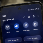 O que significa o símbolo H+ que aparece no celular e para que ele serve?