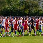 Bayern vence amistoso por 15 a 0 e chega a placar geral de 76 a 3 contra rival