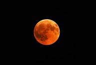 Eclipse lunar parcial: fenômeno poderá ser visto em todo o Brasil
