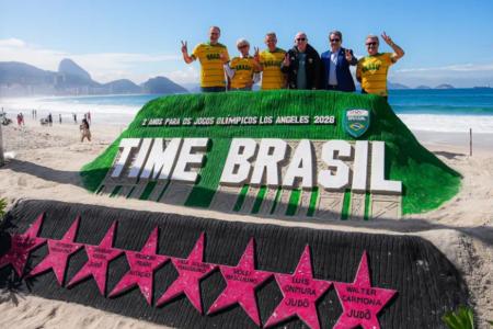 Calçadão da Fama do Time Brasil, em Copacabana