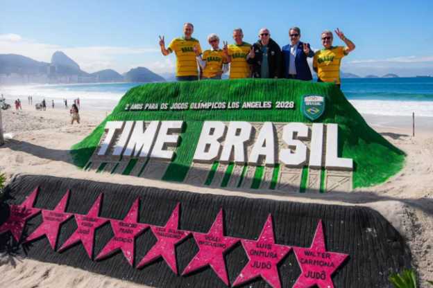 COB inaugura Calçadão da Fama em Copacabana em contagem regressiva para Los Angeles 2028