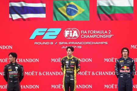 Rafael Câmara no lugar mais alto do pódio da etapa da Bélgica da Fórmula 2 2026