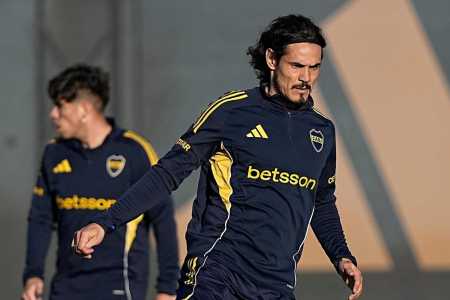 Edinson Cavani deixa Boca Juniors após três anos