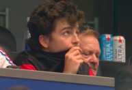 Timothée Chalamet marca presença na torcida para França x Espanha