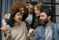 Qual é o segredo da felicidade? Cientistas de Harvard revelam resposta surpreendente