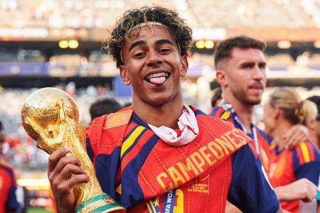 Campeã do Mundo, Espanha também assume liderança do ranking da Fifa