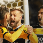 Em duelo no topo da tabela, Criciúma vence Vila Nova e segue na liderança da Série B