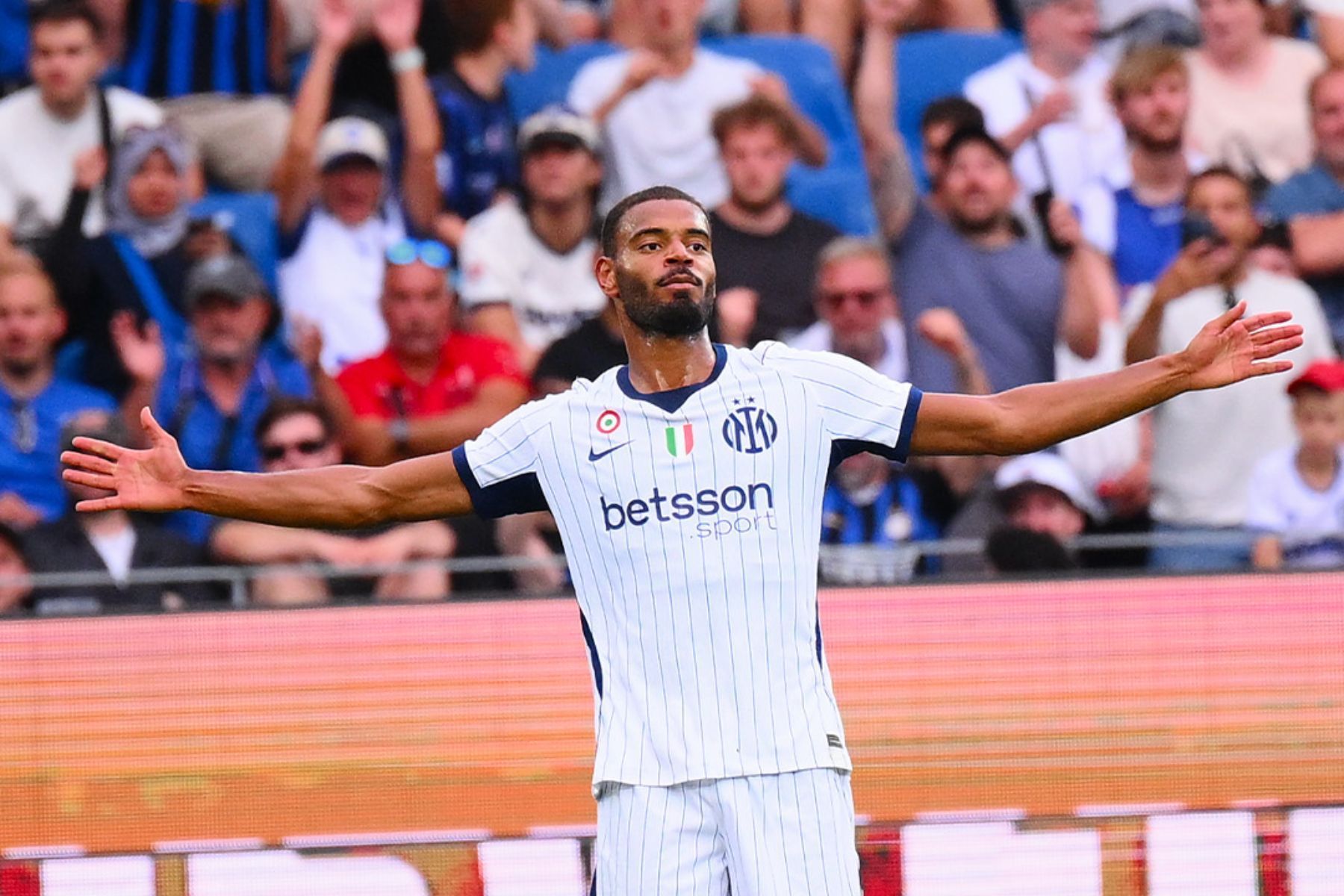 Com golaços nos acréscimos, Inter de Milão vence primeiro amistoso da pré-temporada