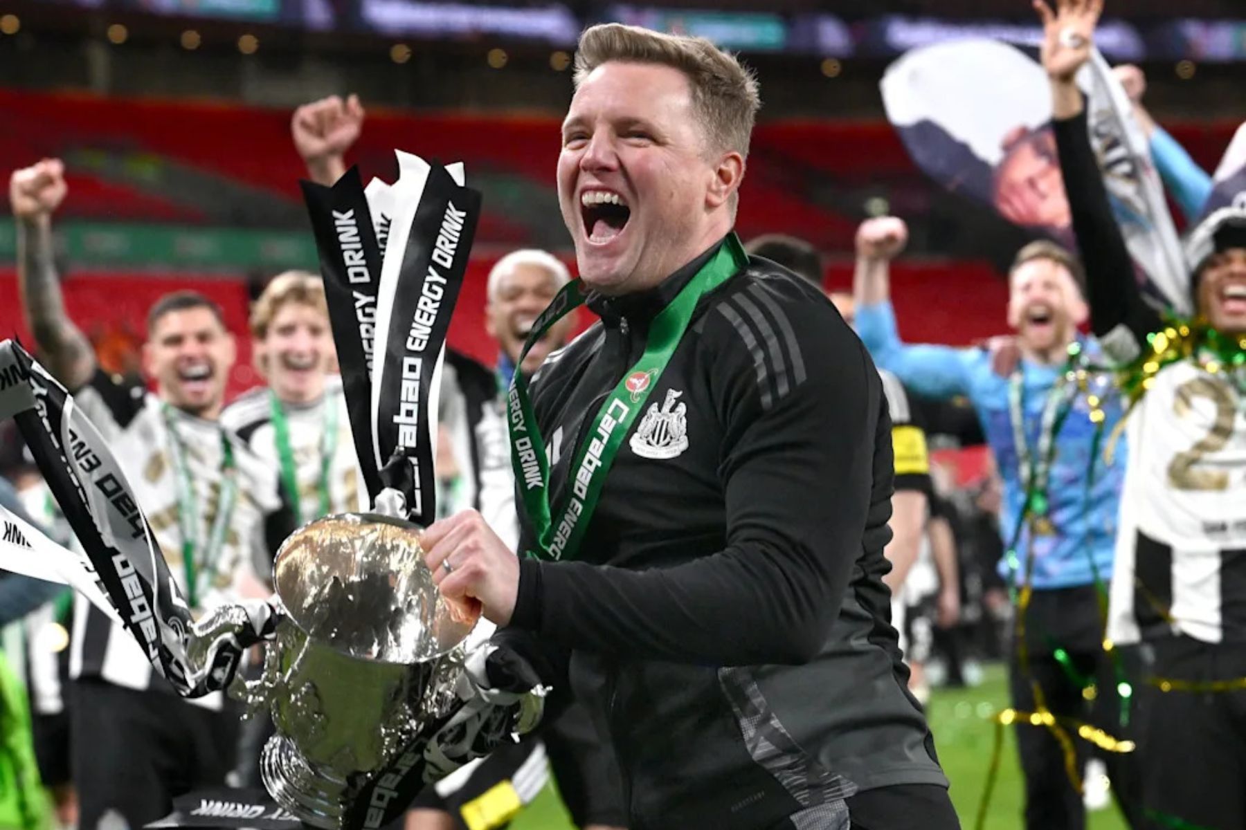 Próximo de perder Bruno Guimarães, técnico pede demissão e deixa o Newcastle