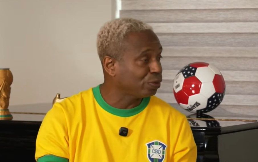 Edilson Capetinha critica Ancelotti e convocação de Neymar e aponta falta de personalidade