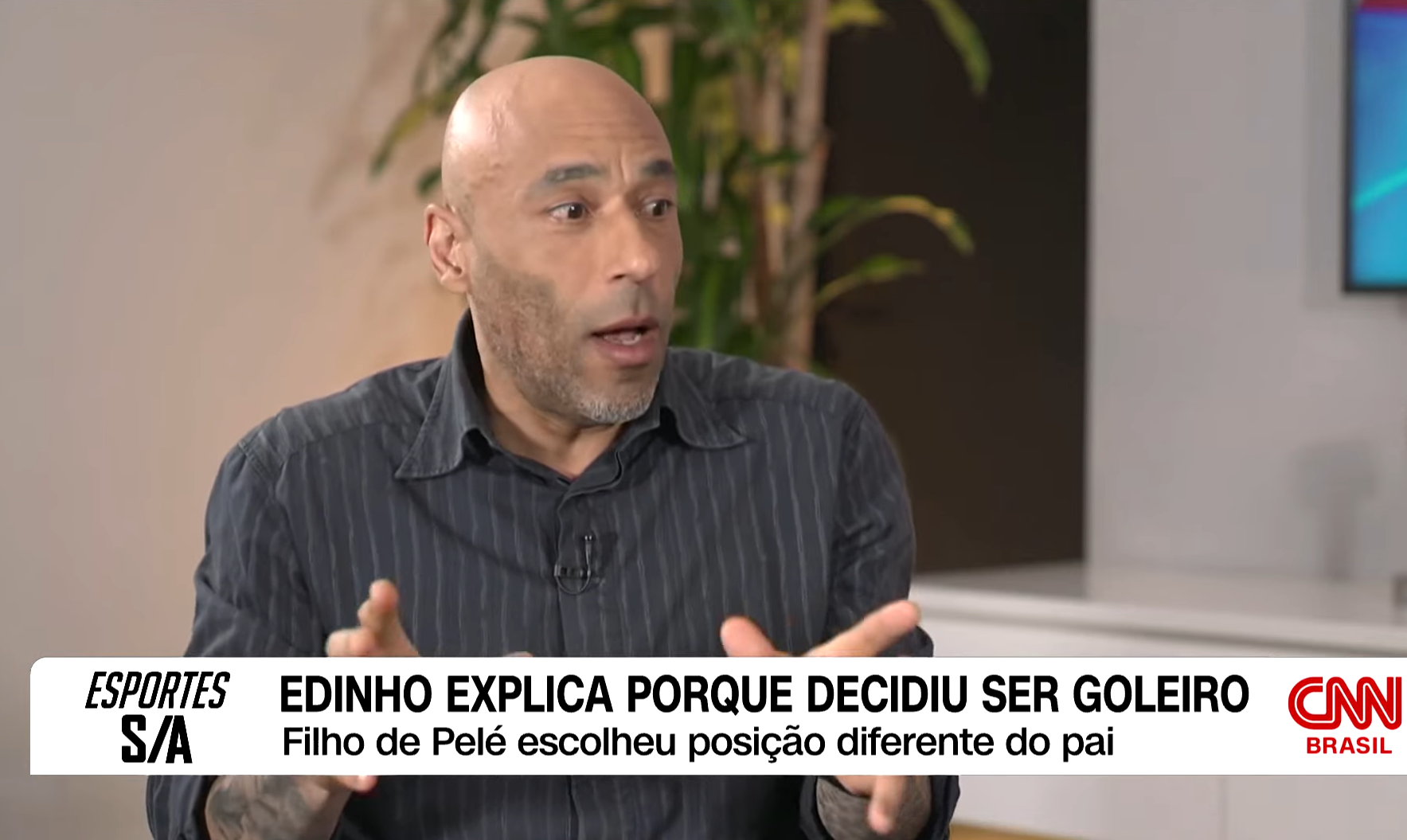 Edinho, filho de Pelé, revela por que virou goleiro e referência em esportes americanos