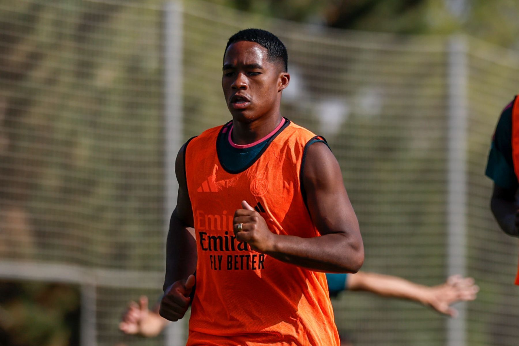 Endrick de olho: Real Madrid anuncia contratação de novo atacante
