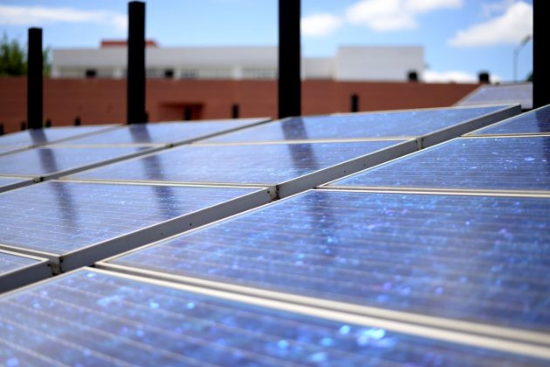 Faculdade de Engenharia da UFJF abre inscrições para oficina gratuita sobre energia solar