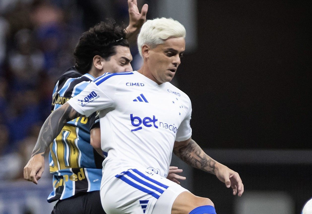 Fagner avalia amistosos do Cruzeiro e projeta Brasileiro e Libertadores: 'Disposição'