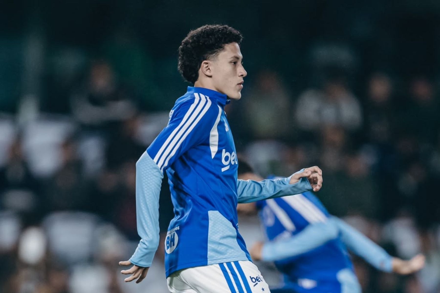 Artur Jorge revela por que escalou Felipe Morais em vitória do Cruzeiro sobre Coritiba