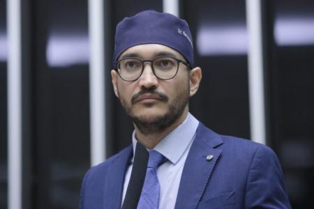fernando-maximo-pre-candidato-senado