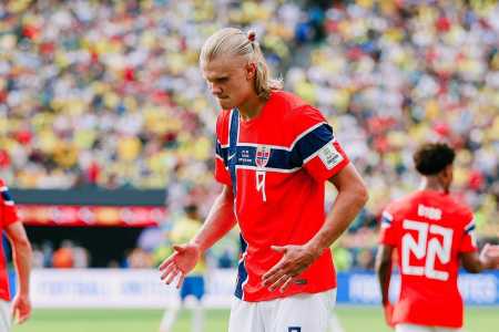 Erling Haaland celebra gol pela NOruega sobre o Brasil na Copa do Mundo de 2026