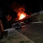 Homem é preso após incendiar casa da mãe e agredir cachorro com enxada em Matias Cardoso