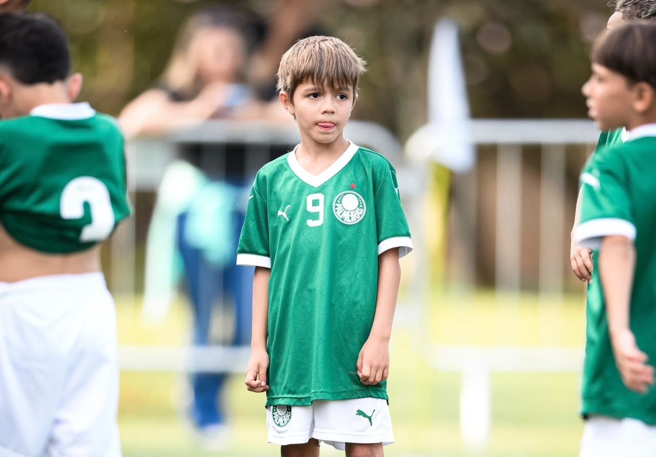 Van Basten no Palmeiras? Jovem promessa chama a atenção em competição