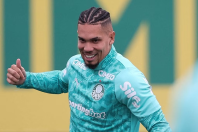 Palmeiras: após 441 dias, Paulinho é titular em reencontro com Atlético