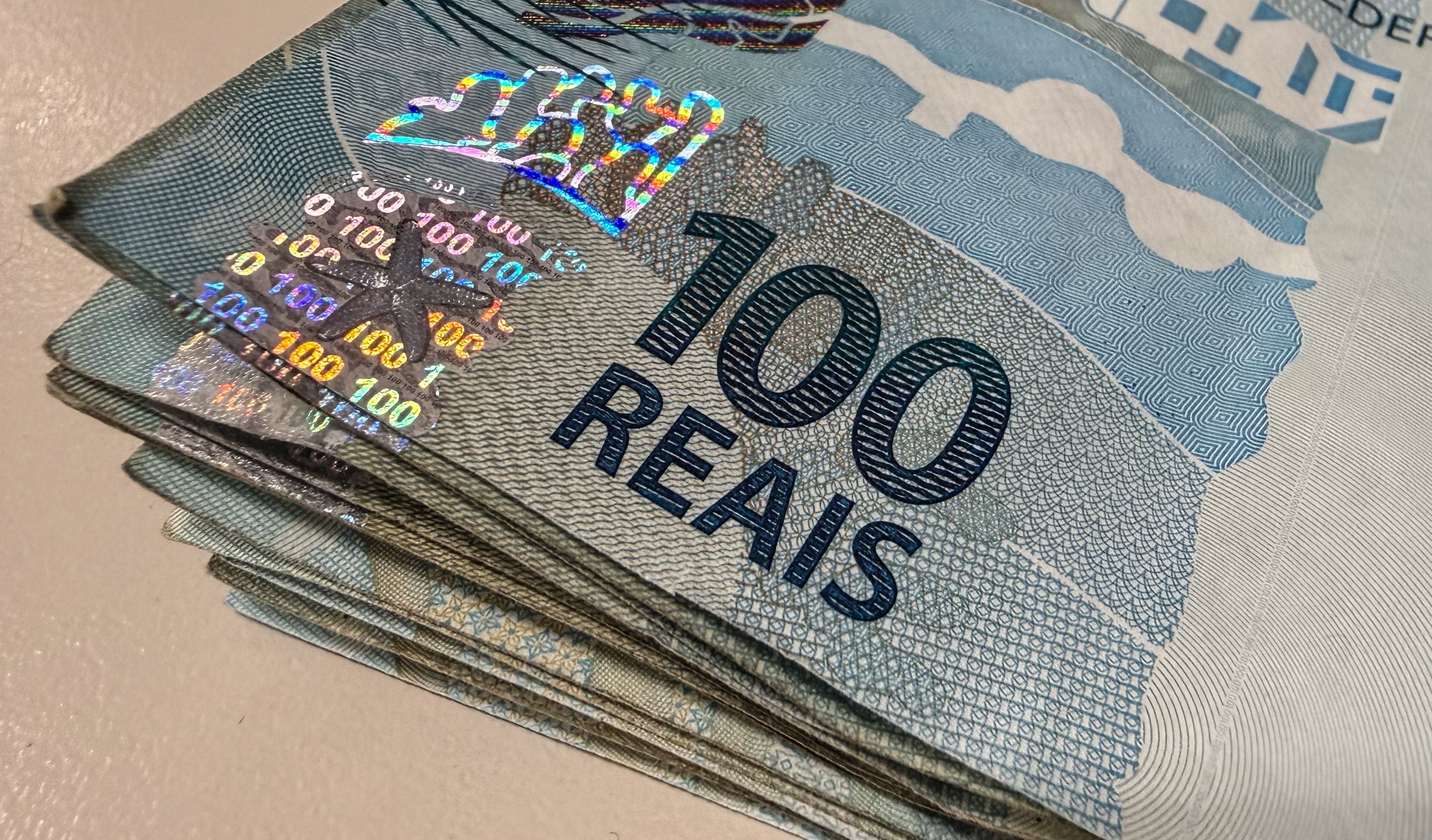 Receita paga o ‘cashback’ do Imposto de Renda nesta quarta-feira (15)