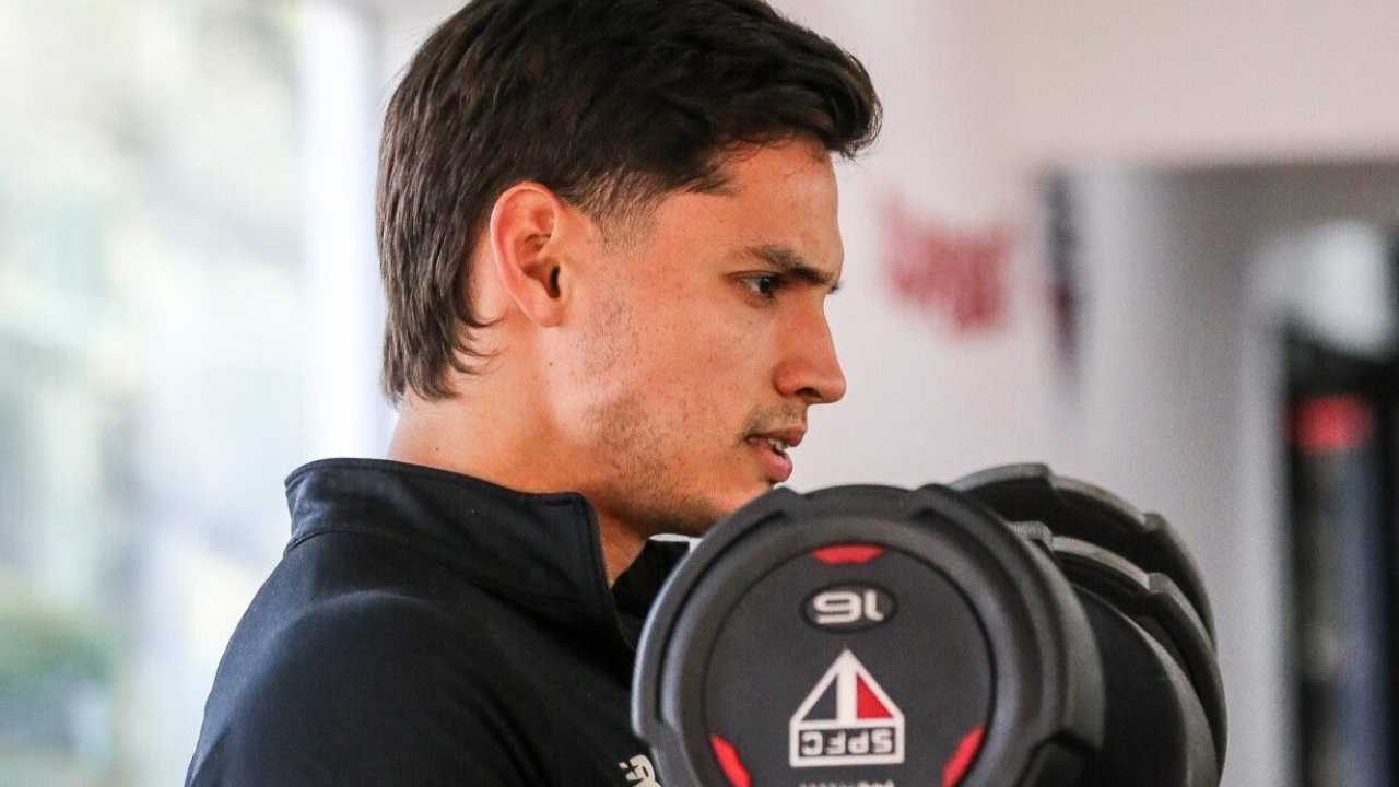 Bobadilla volta ao São Paulo após Copa do Mundo