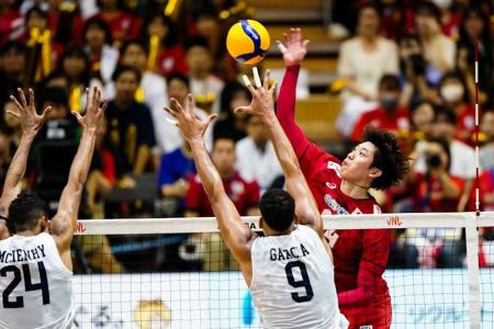 Japão e Estados Unidos em ação na VNL