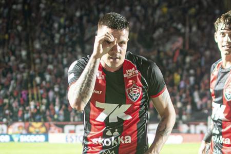 Renato Kayzer, artilheiro do Vitória