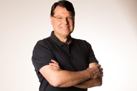 kiko-caputo-pre-candidato-governo-distrito-federal