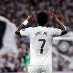 Vini Jr. desembarca na Espanha para definição sobre futuro no Real Madrid