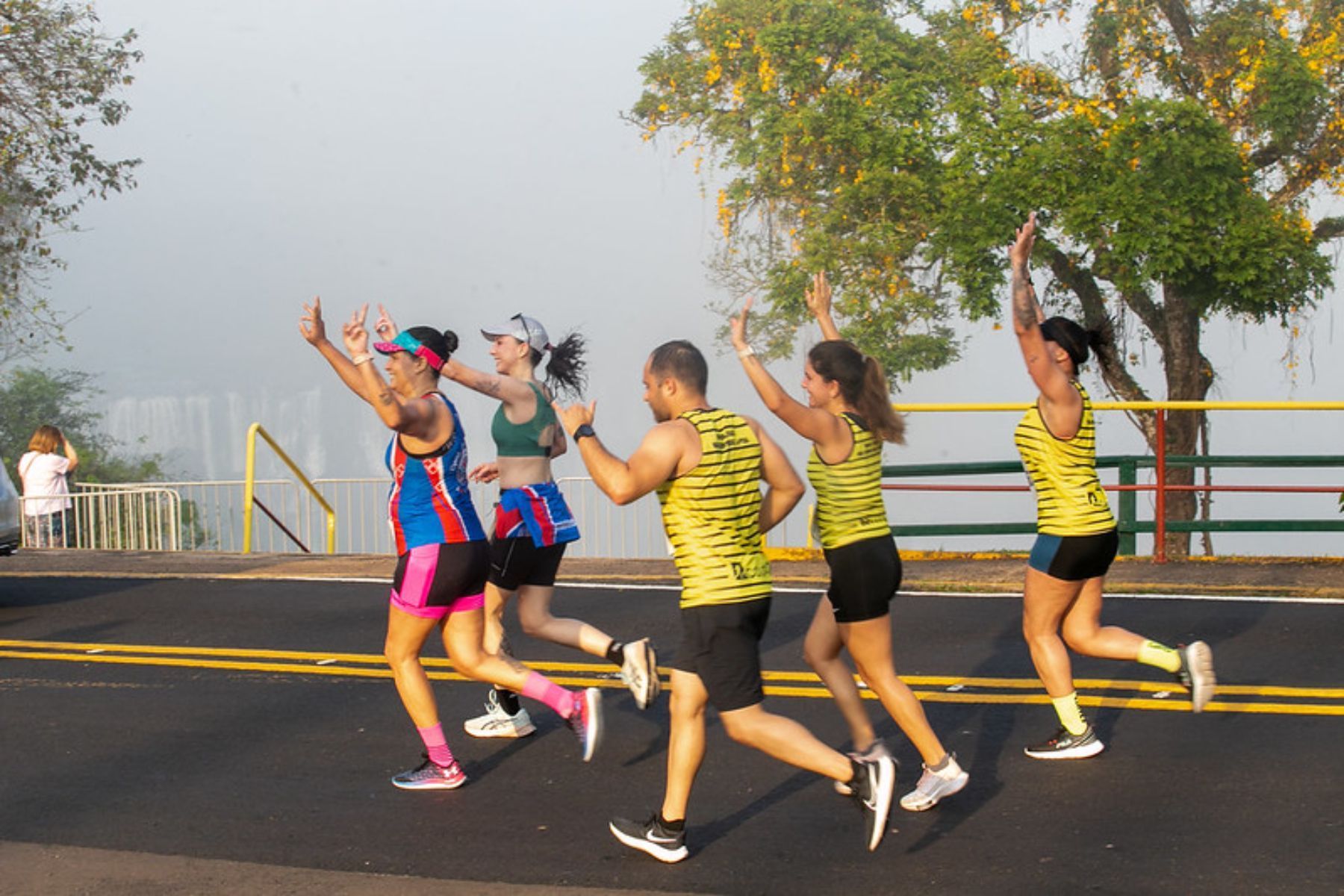 Maratona Internacional de Foz do Iguaçu recebe atletas com estrutura reforçada