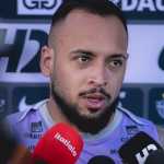 Volante do Atlético opina sobre fala de Hulk e minimiza: ‘Colocou errado’