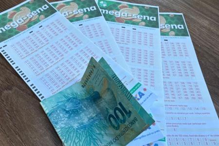 Prêmio a Mega-Sena está acumulado