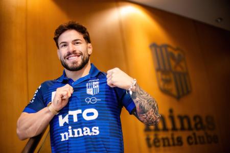 William Lima tem contrato definitivo com o KTO Minas