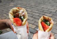 Conheça as 10 melhores cidades do mundo para experimentar comida de rua