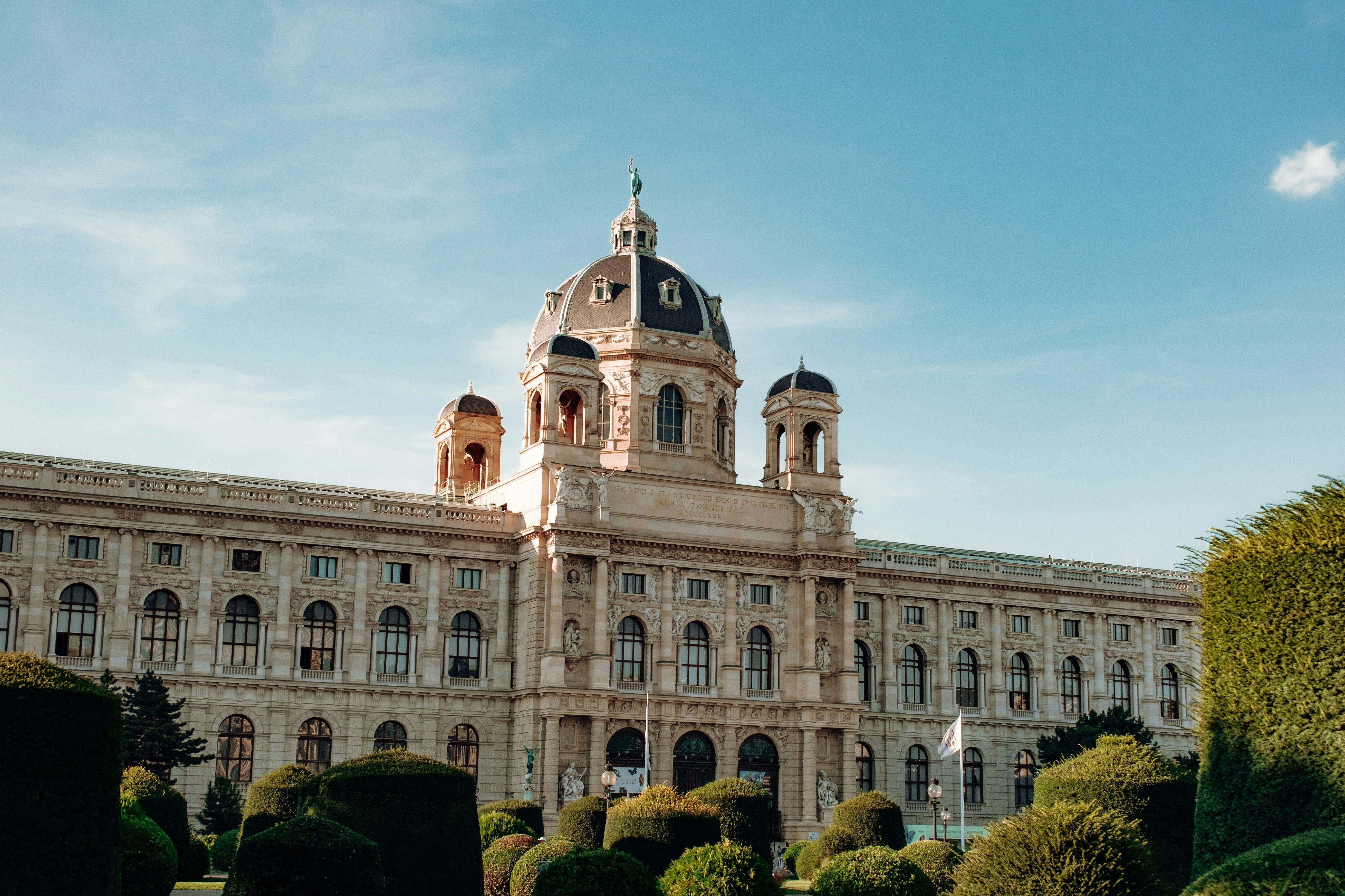 Viena aumenta taxa turística para manter serviços públicos; entenda a mudança