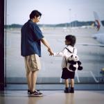 Viajar de avião com crianças ficou mais simples após mudança da Anac