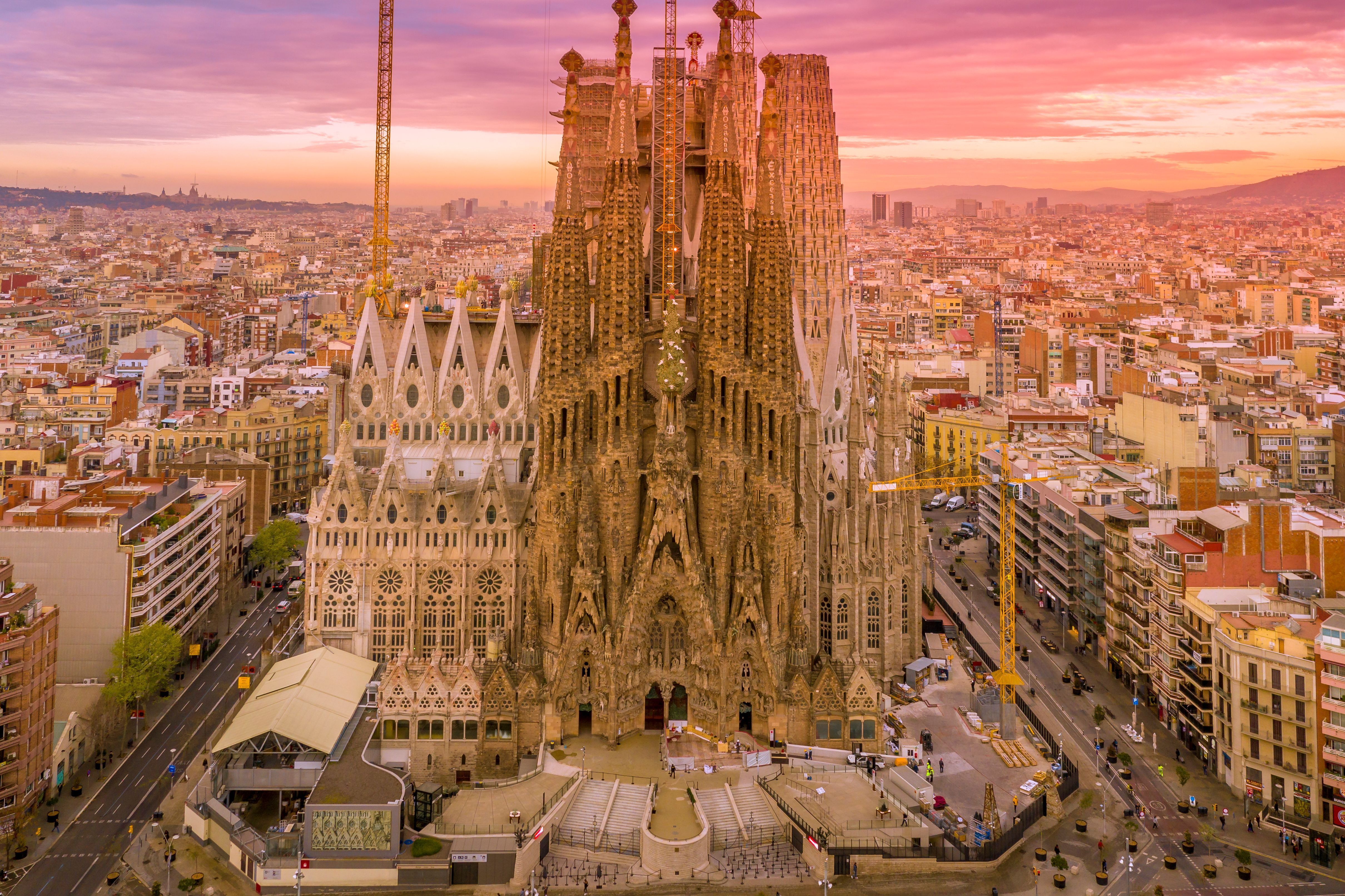 Barcelona limita turismo e fixa teto de 16 milhões de visitantes por ano