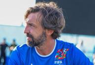 Contratação de Pirlo pela Itália vira dúvida por envolvimento com apostas e a Rússia