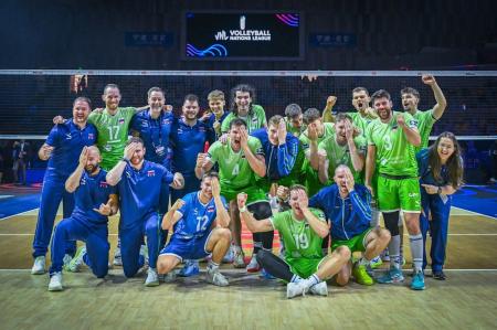 Eslovênia vence Turquia e avança à semifinal da VNL 2026