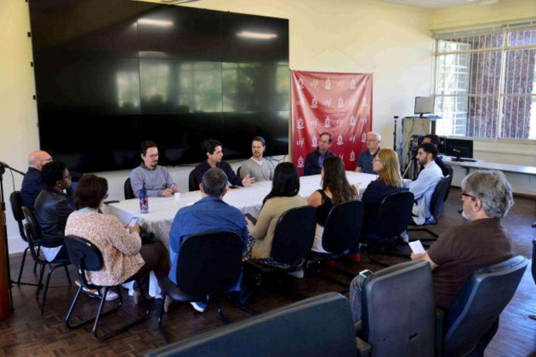 Comissão inicia debates sobre demandas do Colégio de Aplicação João XXIII