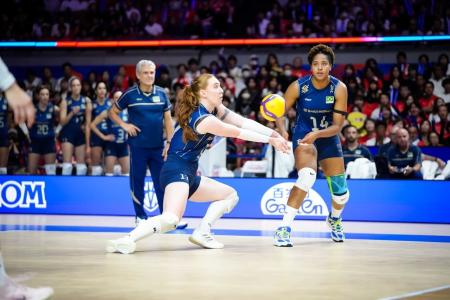 Seleção Brasileira em jogo da VNL Feminina no Japão
