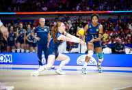 Brasil enfrenta Polônia em busca da liderança da Liga das Nações Feminina